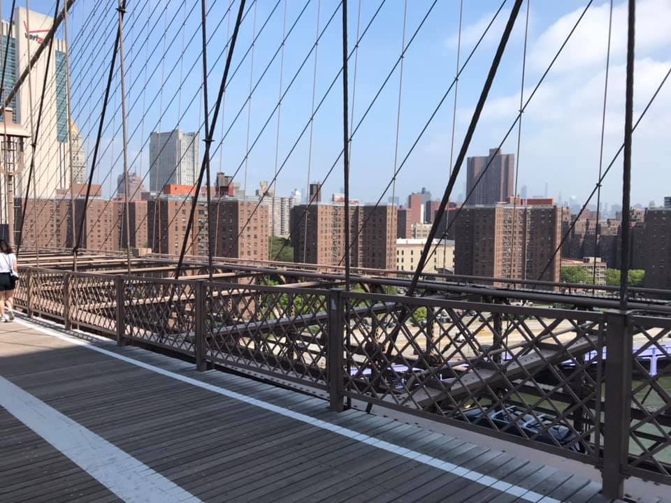Бруклинский мост в Нью-Йорке: посещать или нет?
