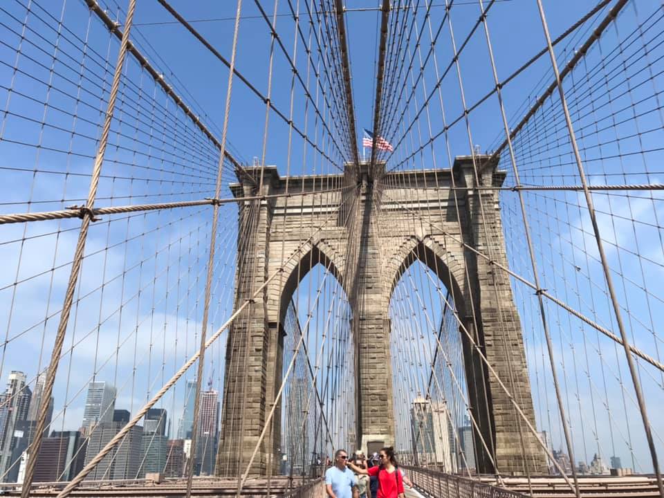 Бруклинский мост в Нью-Йорке: посещать или нет?